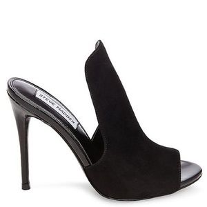 Steve Madden “Sinful” Black Sandals Size 8